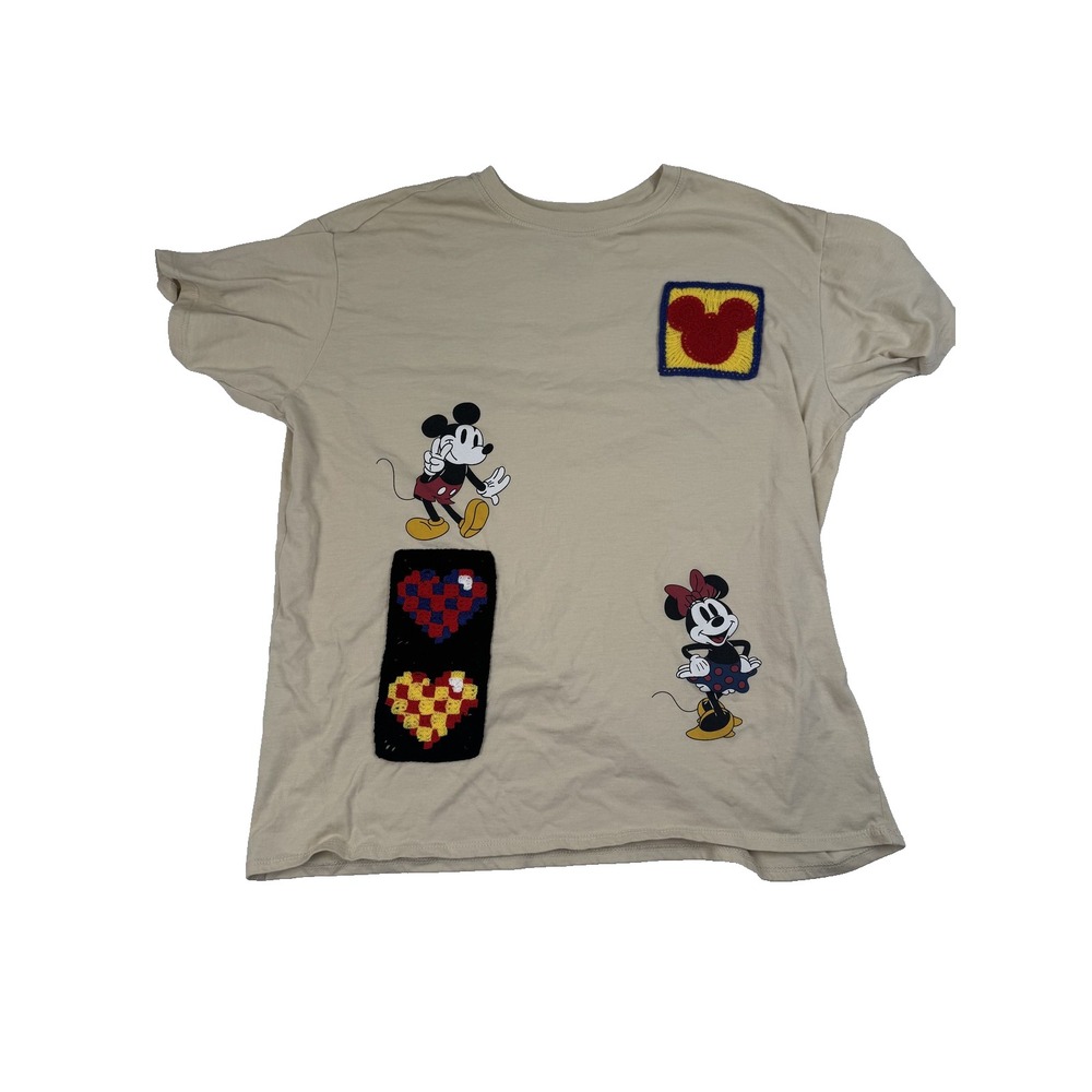 Disney Shirt Mens XL Mickey Minnie Donald Daisy Happy Moments Crochet Patch Tee